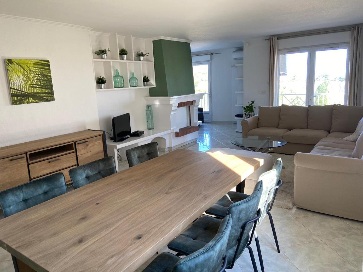 Appartement T4 très bien situé et climatisé LʼÎle-Rousse Exterior foto